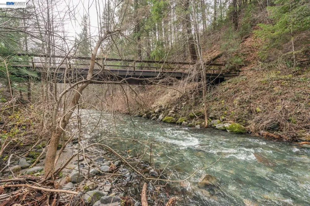 540 Lost Bridge Lewiston, CA 96052