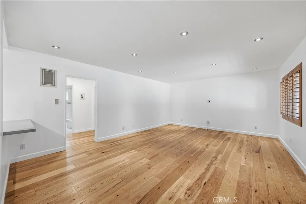 1824 20th Street #C Santa Monica, CA 90404