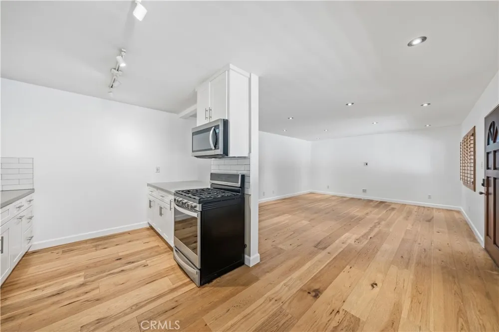 1824 20th Street #C Santa Monica, CA 90404
