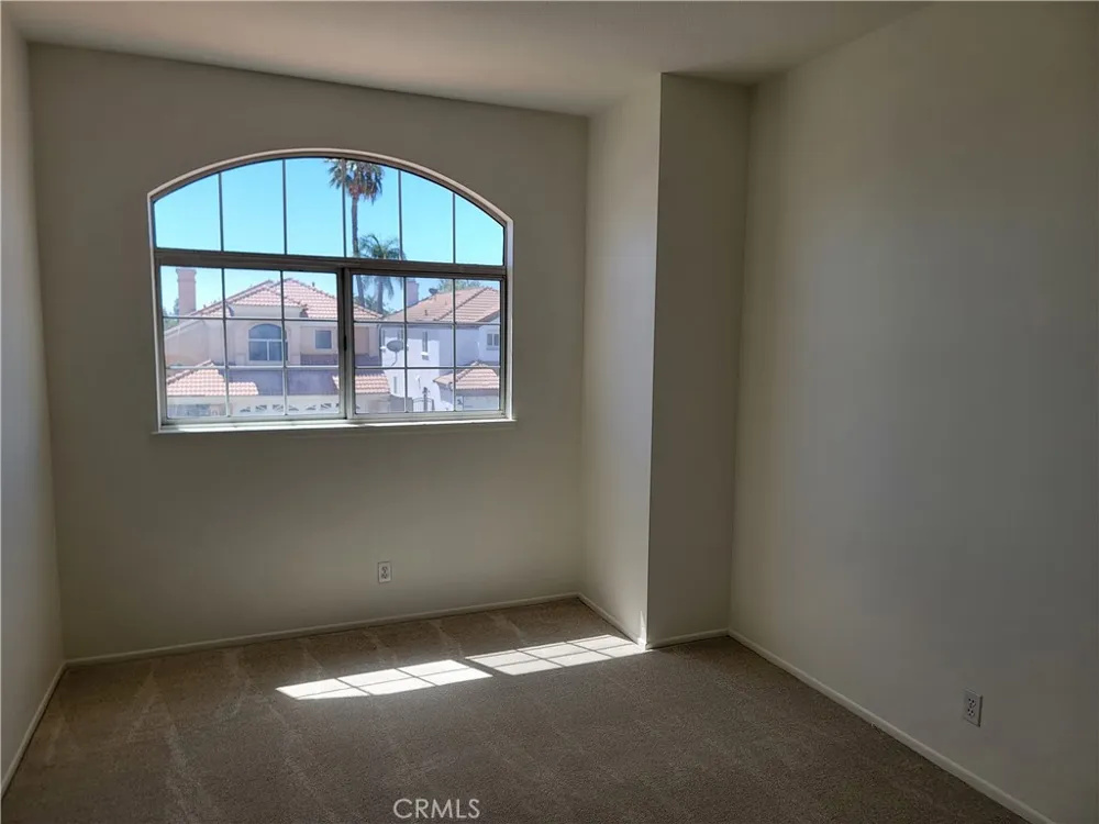 7466 Holloway Rancho Cucamonga, CA 91730