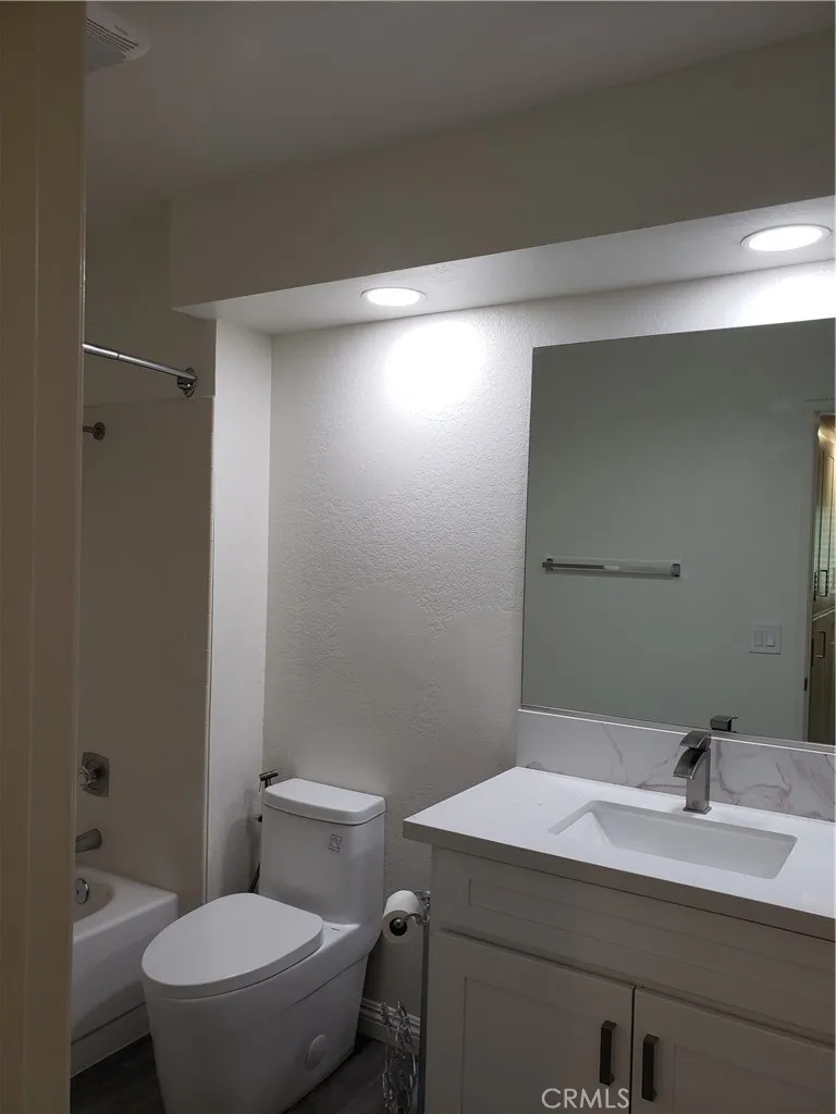 254 E Fern Avenue #106 Redlands, CA 92373