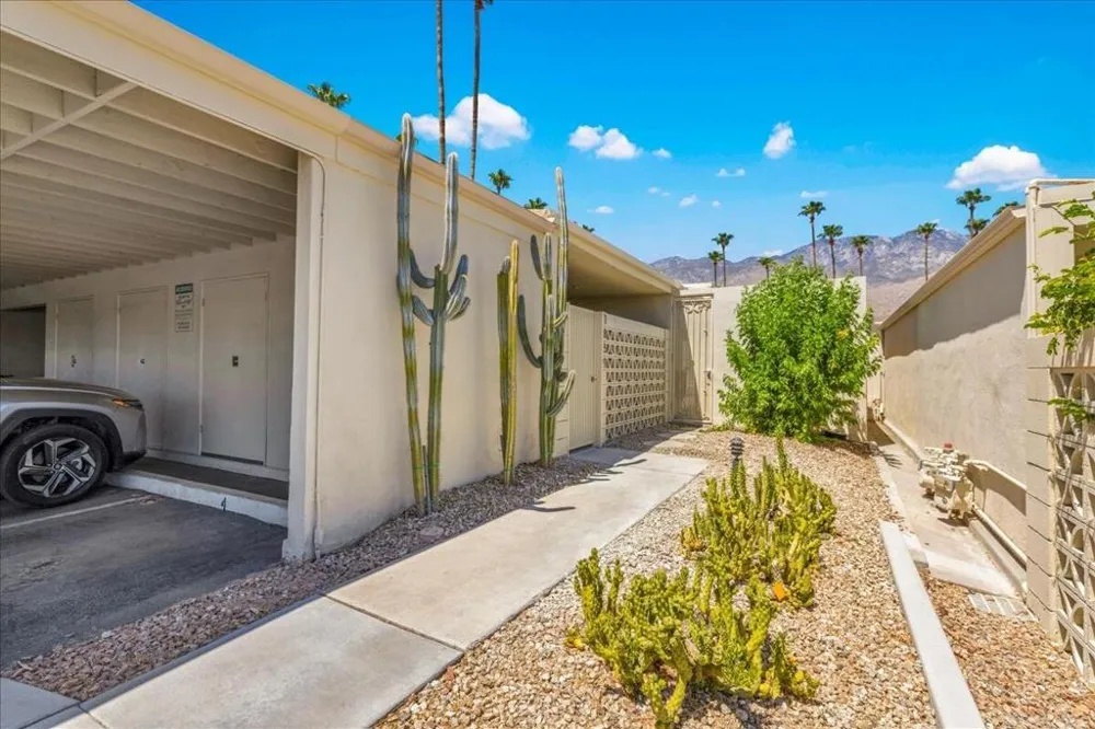1859 Sandcliff Road Palm Springs, CA 92264