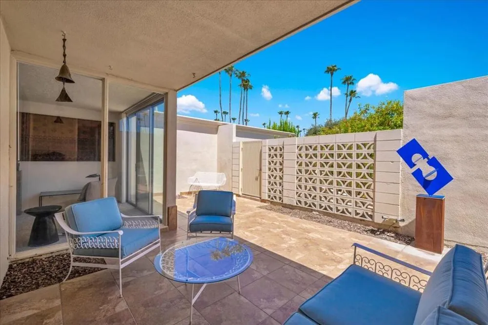 1859 Sandcliff Road Palm Springs, CA 92264