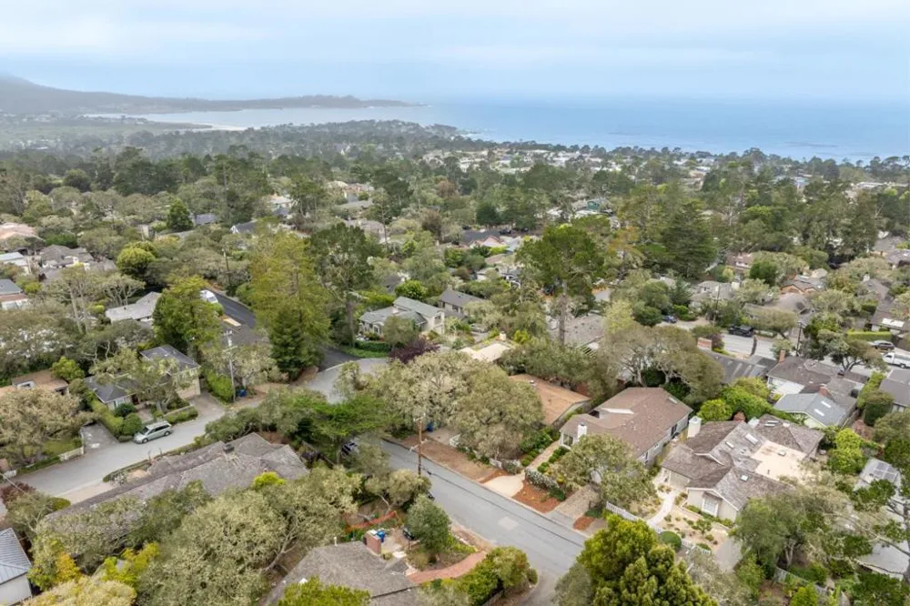 Lobos 3 NW of 4th Street Carmel, CA 93923