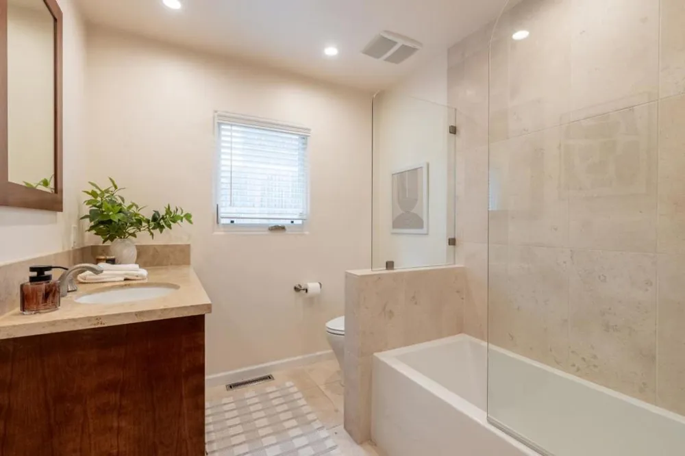 Lobos 3 NW of 4th Street Carmel, CA 93923