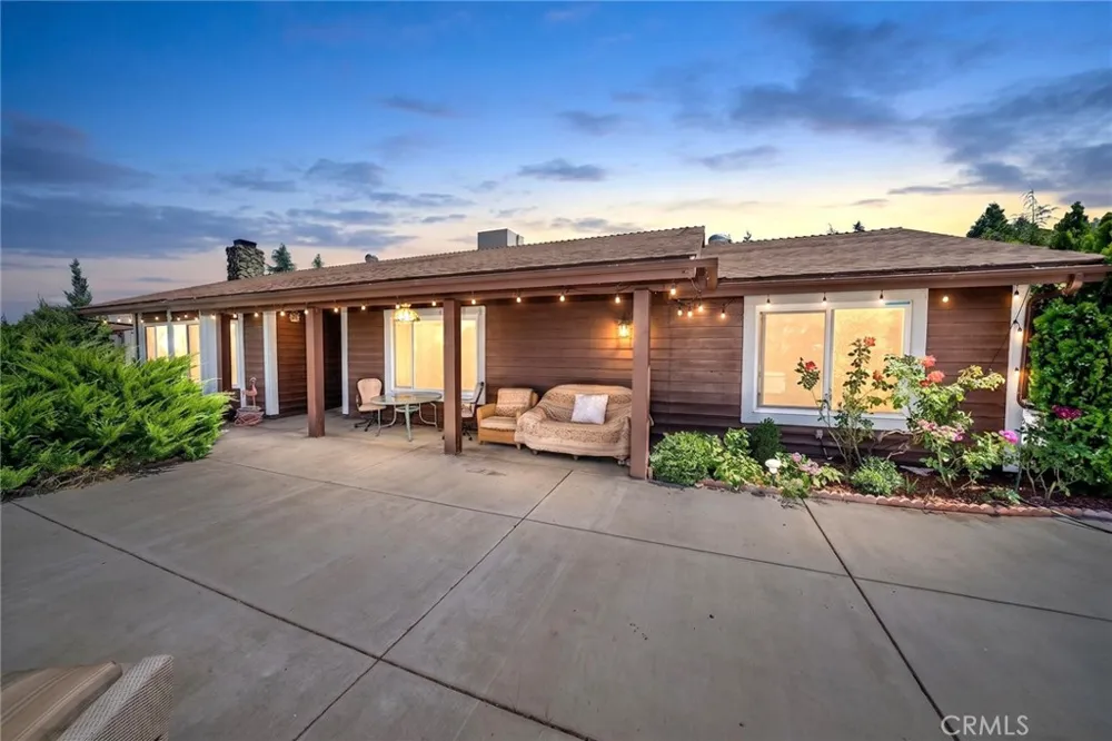 9224 Ponderosa Road Pinon Hills, CA 92372