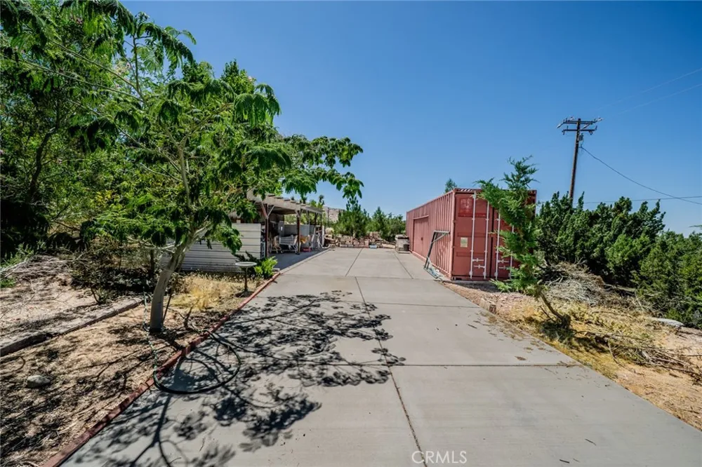 9224 Ponderosa Road Pinon Hills, CA 92372