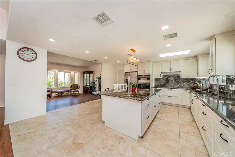 9224 Ponderosa Road Pinon Hills, CA 92372