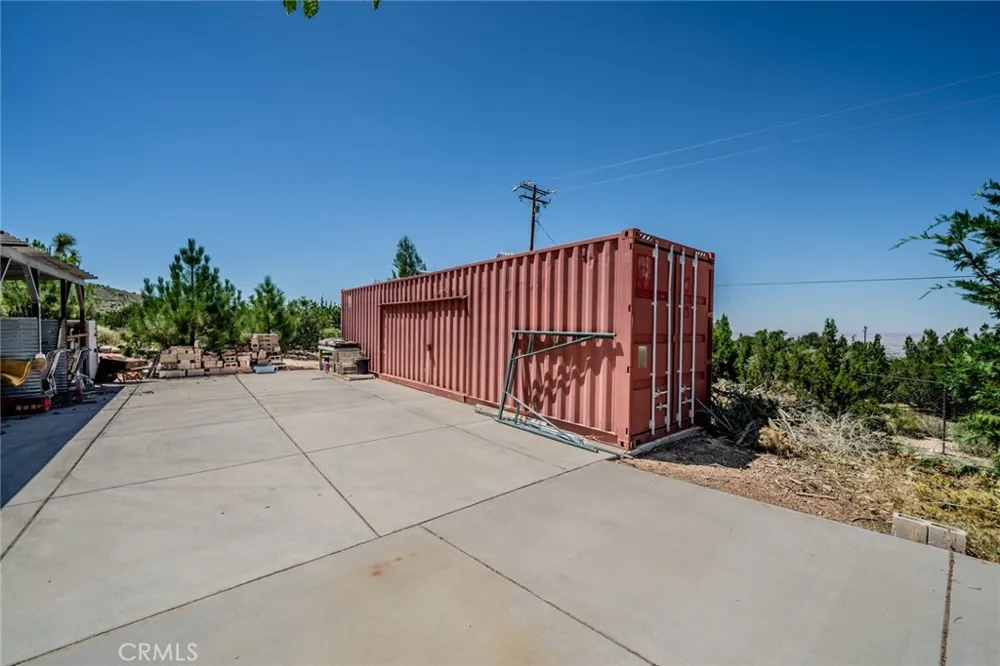 9224 Ponderosa Road Pinon Hills, CA 92372