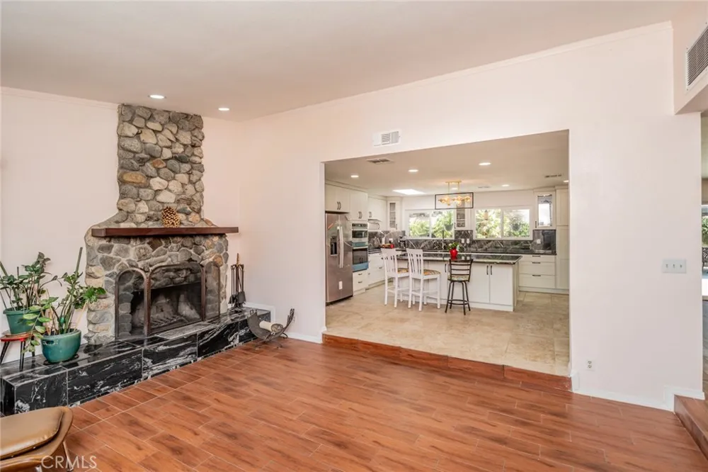 9224 Ponderosa Road Pinon Hills, CA 92372
