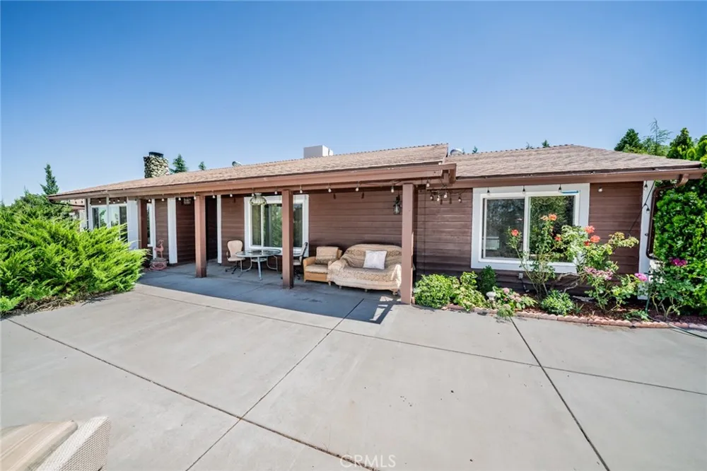 9224 Ponderosa Road Pinon Hills, CA 92372