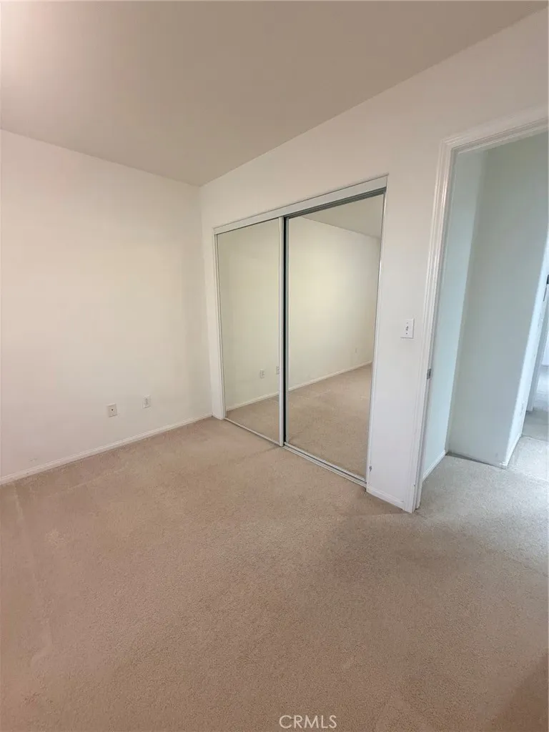 8554 Burnet Los Angeles, CA 91343