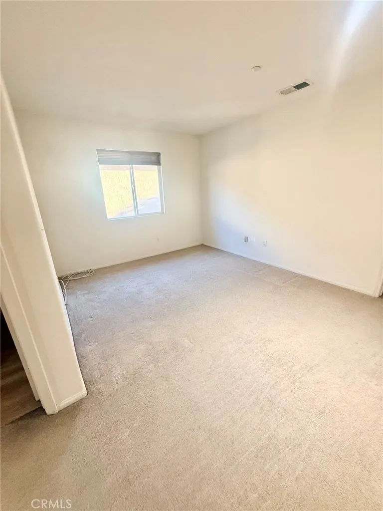 8554 Burnet Los Angeles, CA 91343