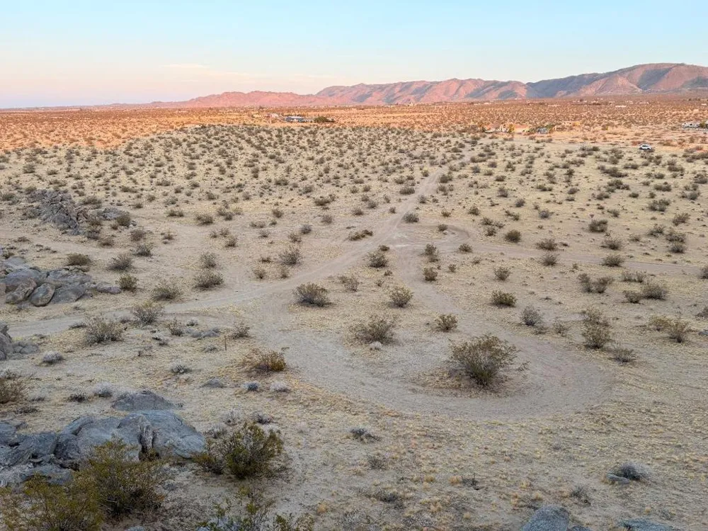 11 Saddle Rock Way Johnson Valley, CA 92285