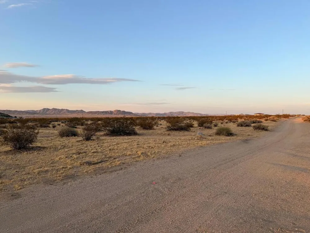 11 Saddle Rock Way Johnson Valley, CA 92285