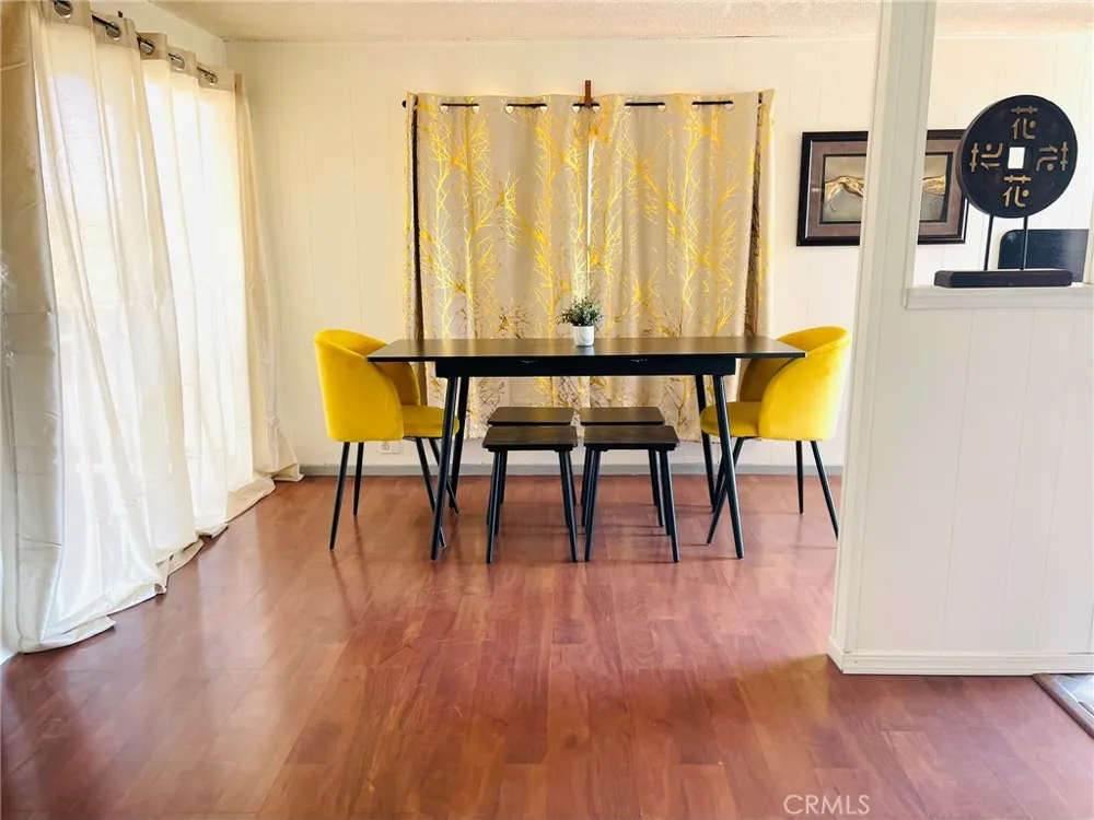 6254 Roadrunner Rosamond, CA 93560