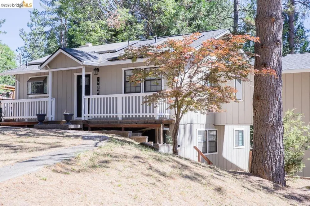 17801 Lark Twain Harte, CA 95383