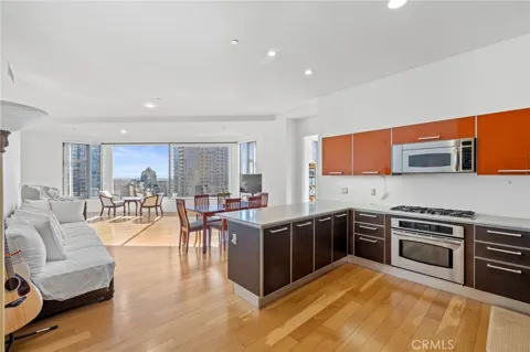 801 S Grand #1611