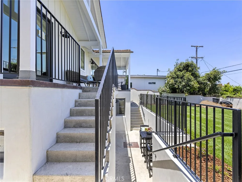 316 Paseo De Gracia Redondo Beach, CA 90277
