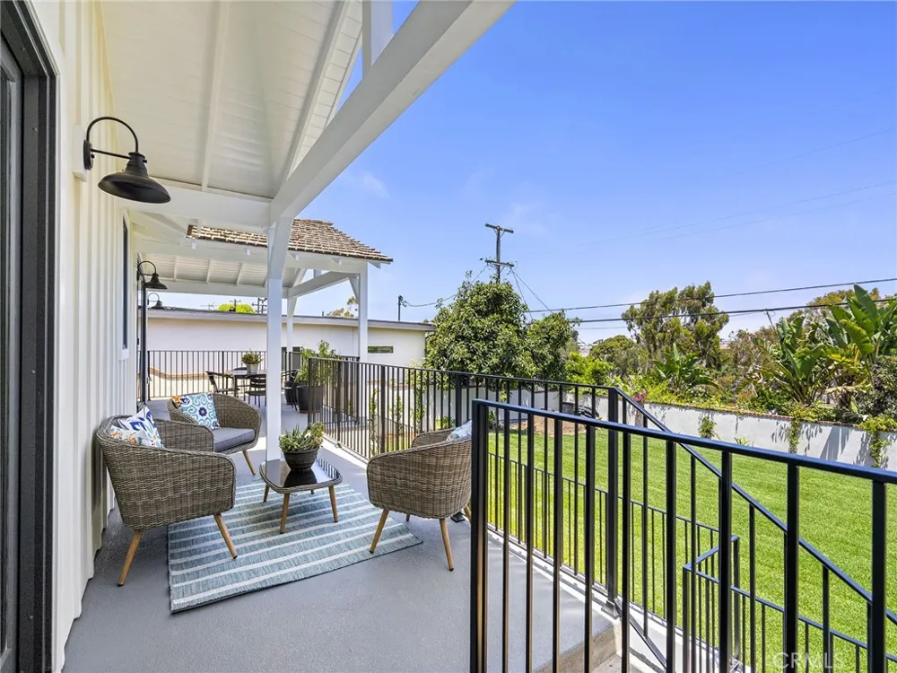 316 Paseo De Gracia Redondo Beach, CA 90277