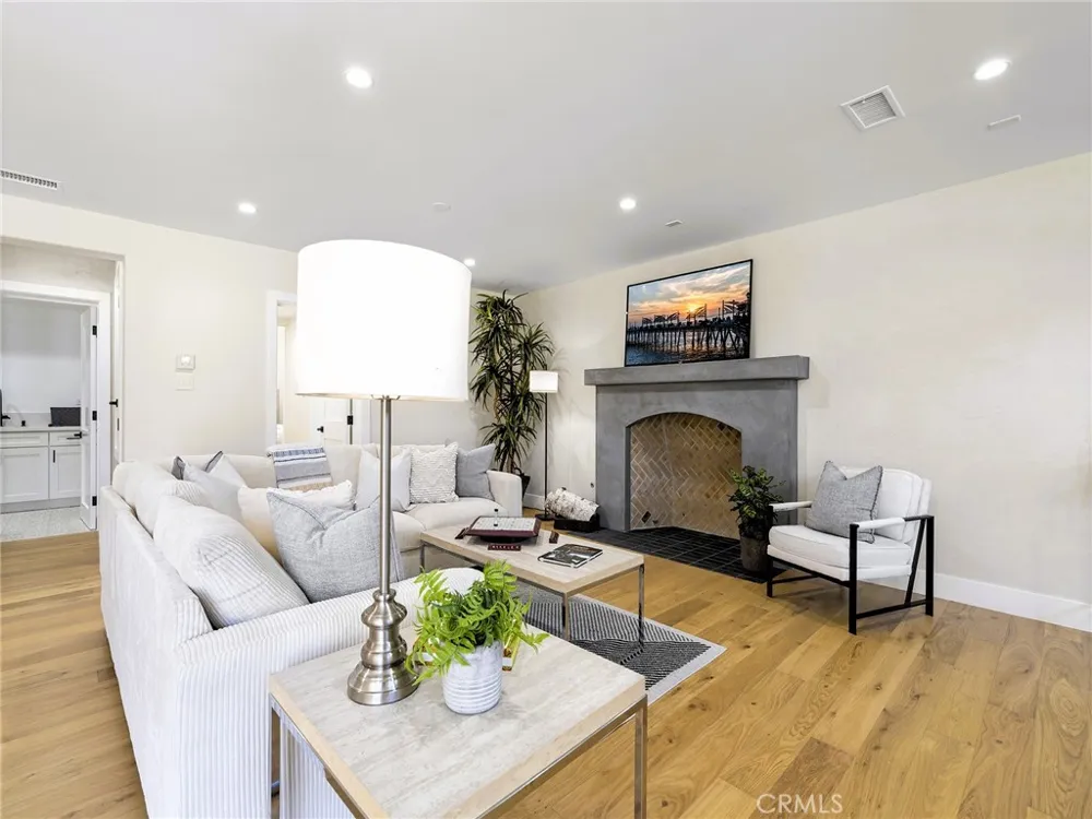 316 Paseo De Gracia Redondo Beach, CA 90277
