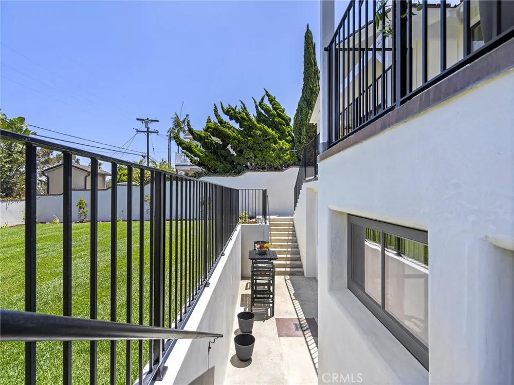 316 Paseo De Gracia Redondo Beach, CA 90277
