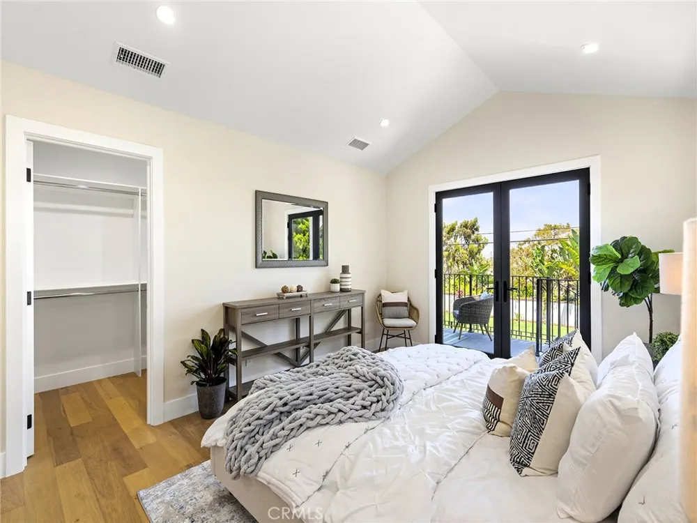 316 Paseo De Gracia Redondo Beach, CA 90277