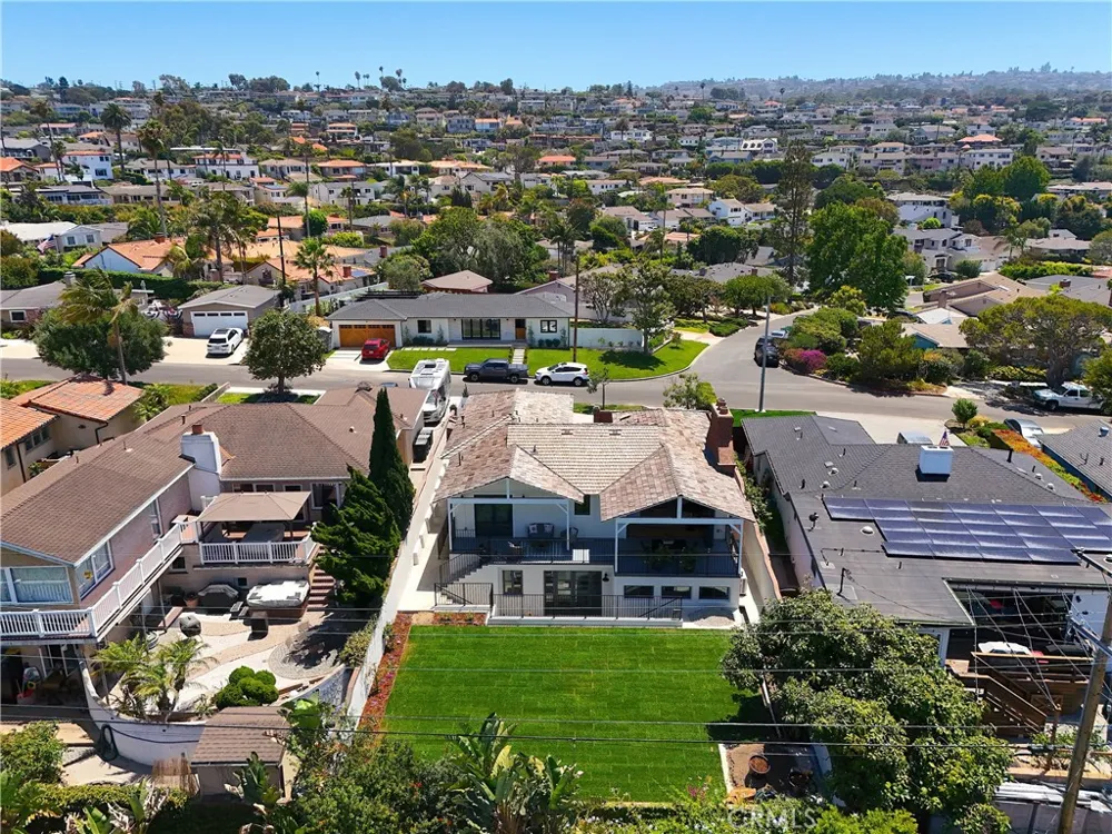 316 Paseo De Gracia Redondo Beach, CA 90277