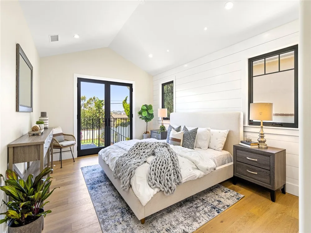 316 Paseo De Gracia Redondo Beach, CA 90277