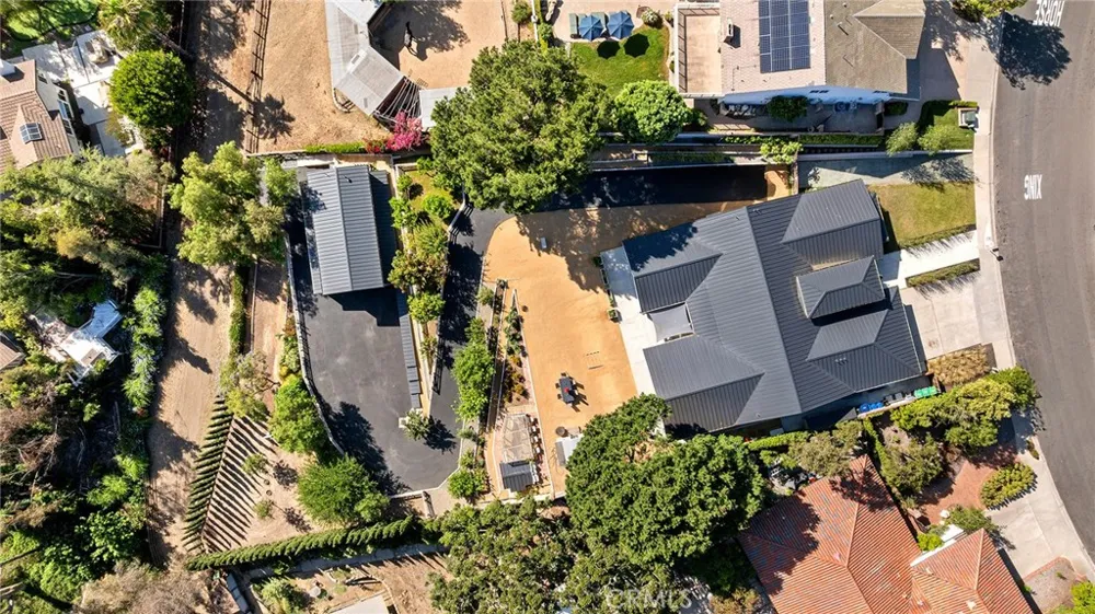 24852 Buckboard Lane Laguna Hills, CA 92653