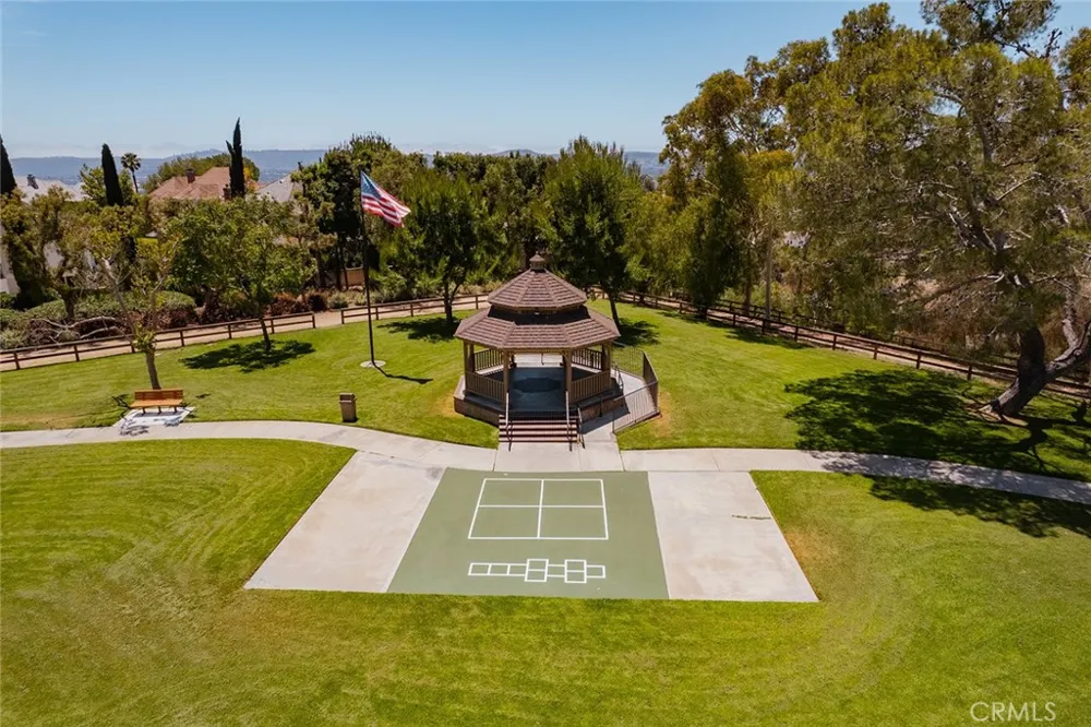 24852 Buckboard Lane Laguna Hills, CA 92653