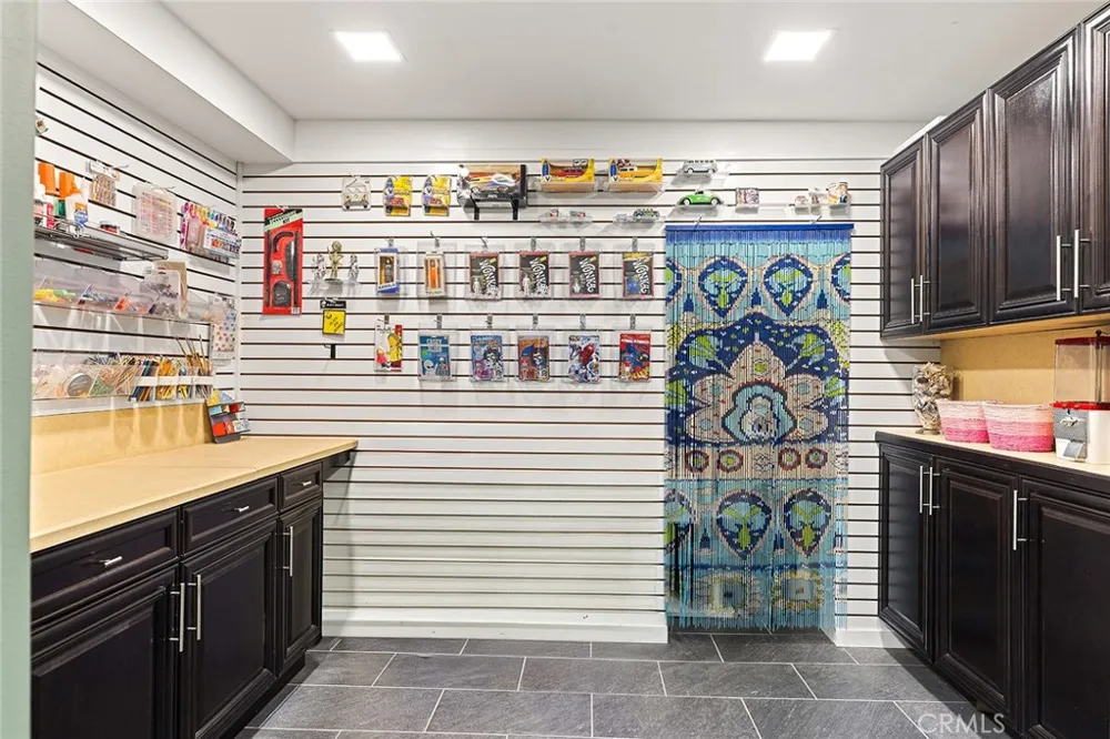 24852 Buckboard Lane Laguna Hills, CA 92653