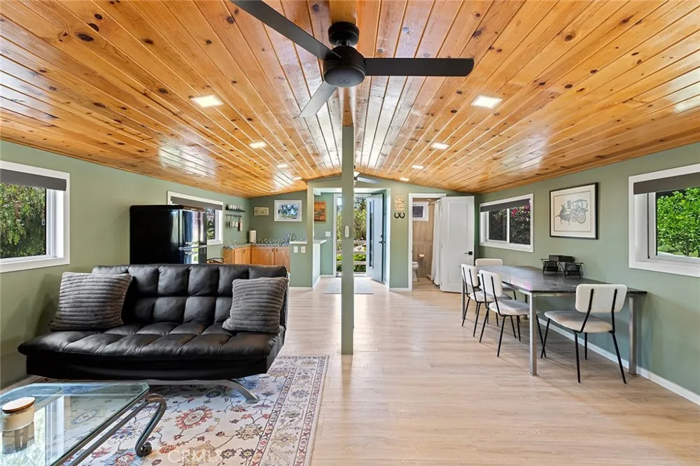 24852 Buckboard Lane Laguna Hills, CA 92653