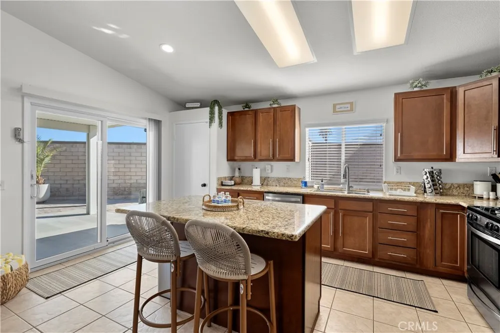 82521 Gregory Court Indio, CA 92201