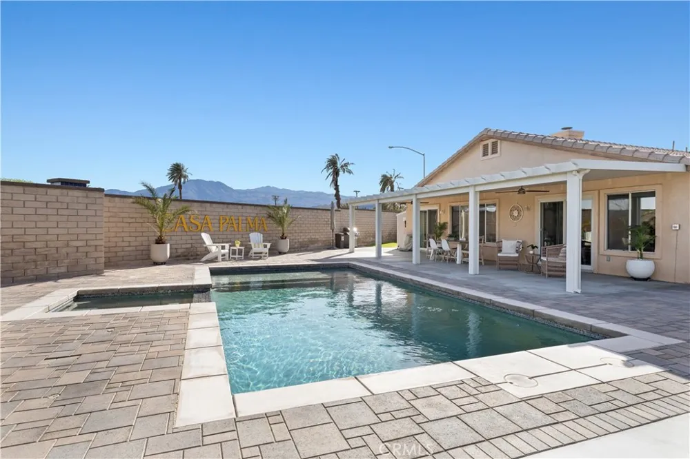 82521 Gregory Court Indio, CA 92201