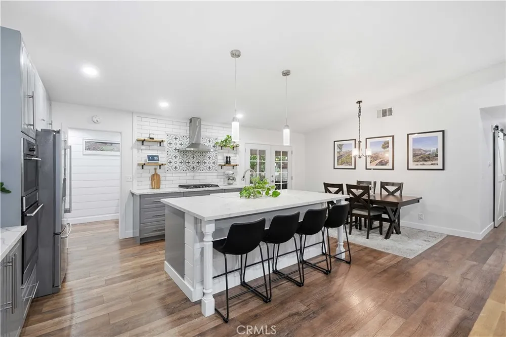 24335 Jennifer Place Newhall, CA 91321