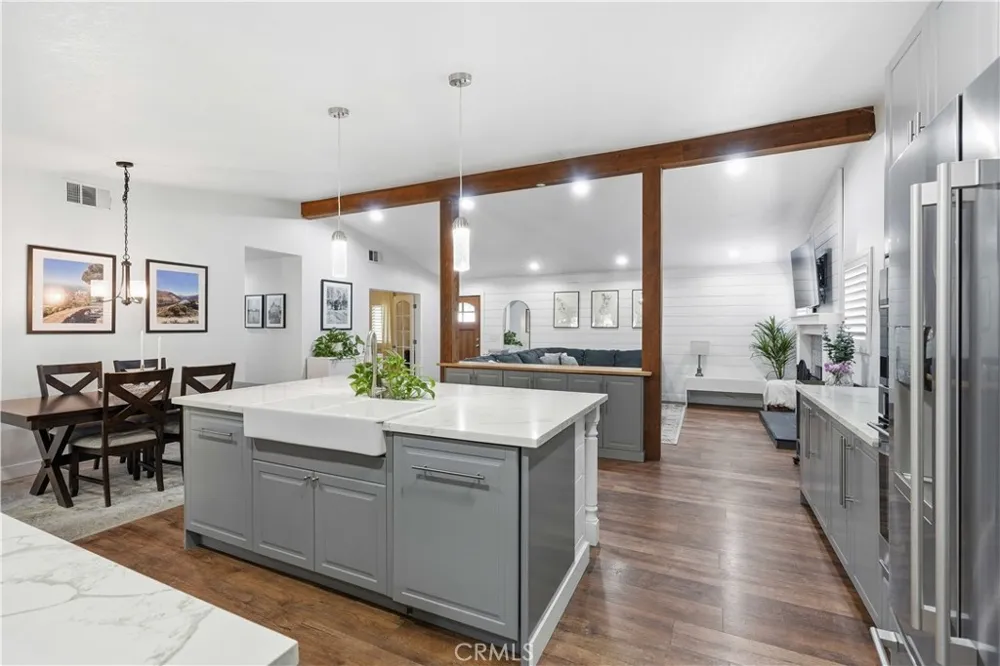24335 Jennifer Place Newhall, CA 91321