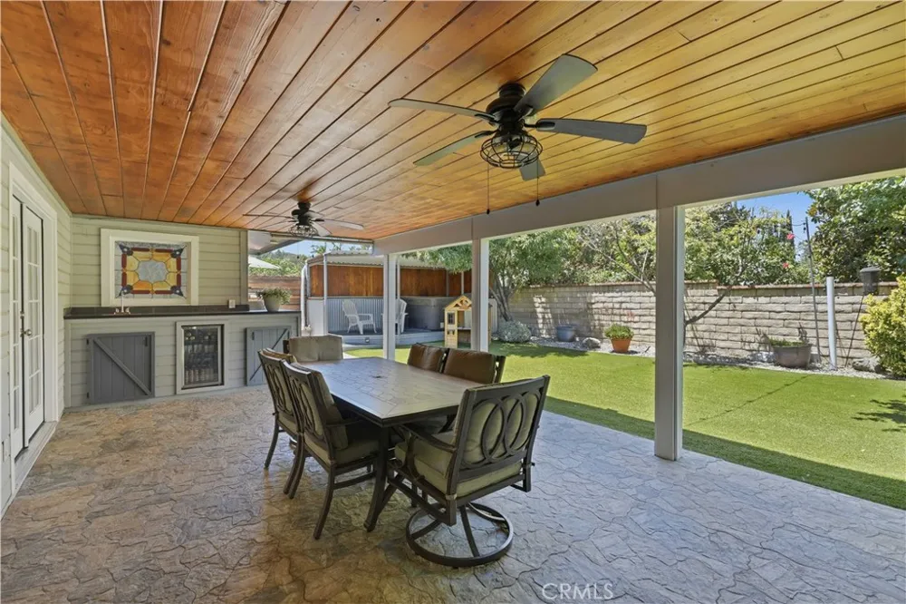 24335 Jennifer Place Newhall, CA 91321