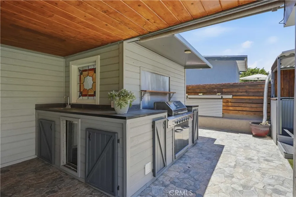 24335 Jennifer Place Newhall, CA 91321