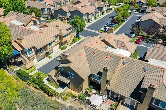 8123 E Oak Ridge Cir Anaheim Hills, CA 92808