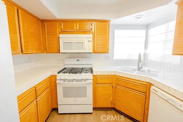 8123 E Oak Ridge Cir Anaheim Hills, CA 92808