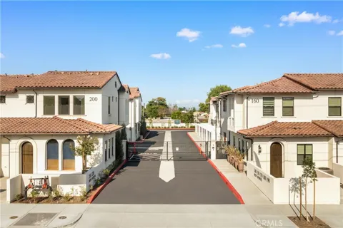 200 New Avenue #5
