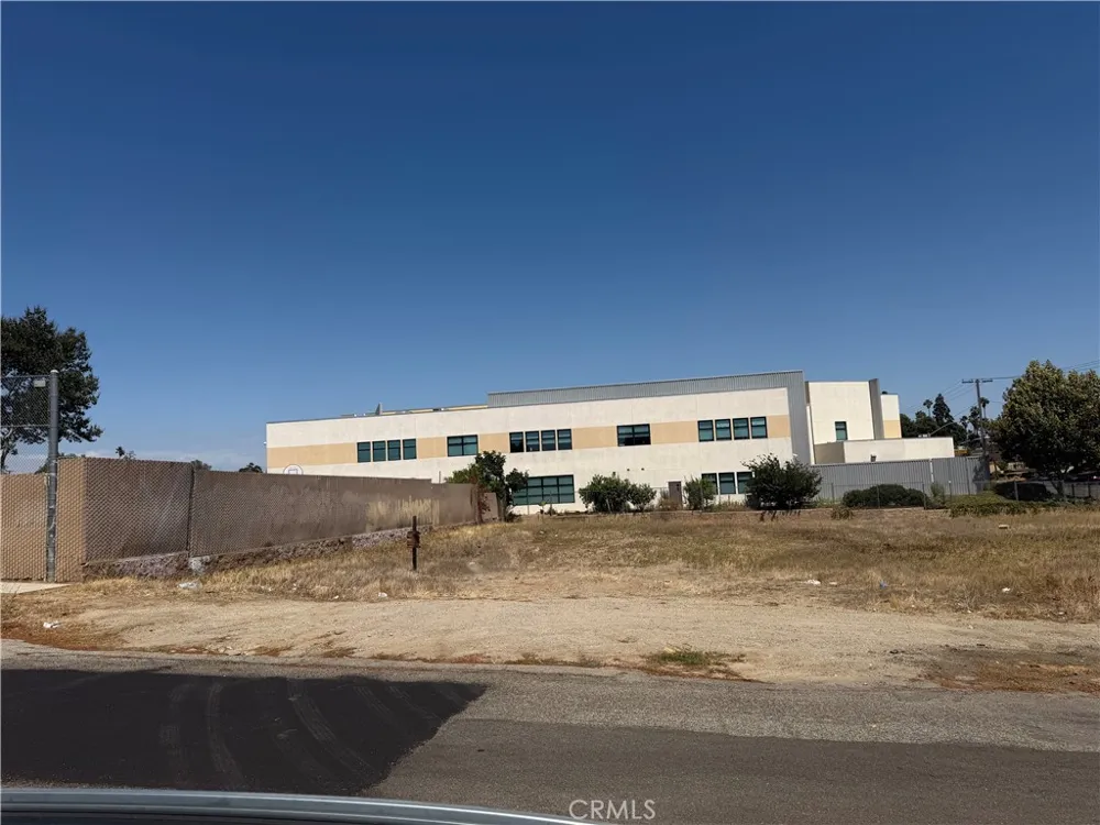 6559 Arlington Avenue Riverside, CA 92504