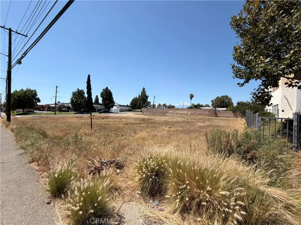6559 Arlington Avenue Riverside, CA 92504