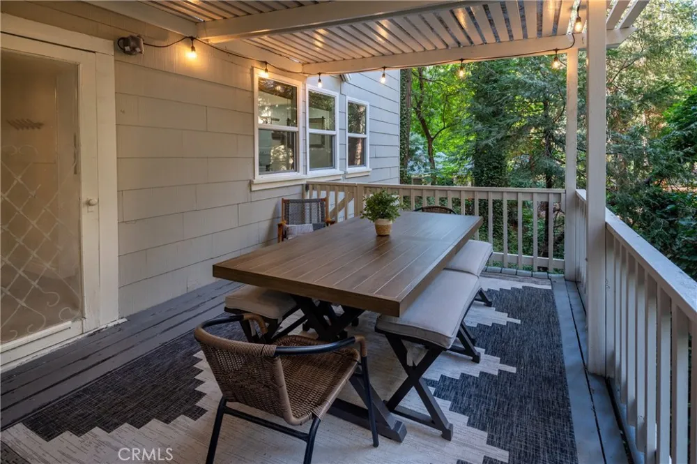 640 Pyramid Crestline, CA 92325