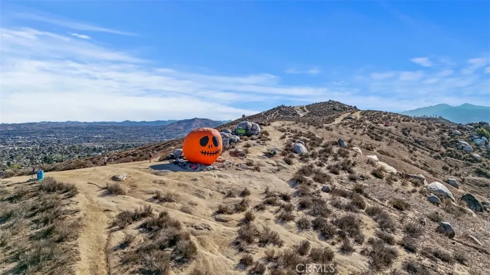 3243 Temescal Norco, CA 92860
