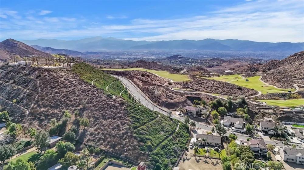 3243 Temescal Norco, CA 92860