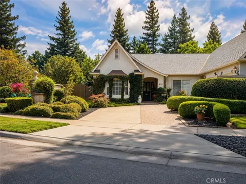 651 Grafton Park
