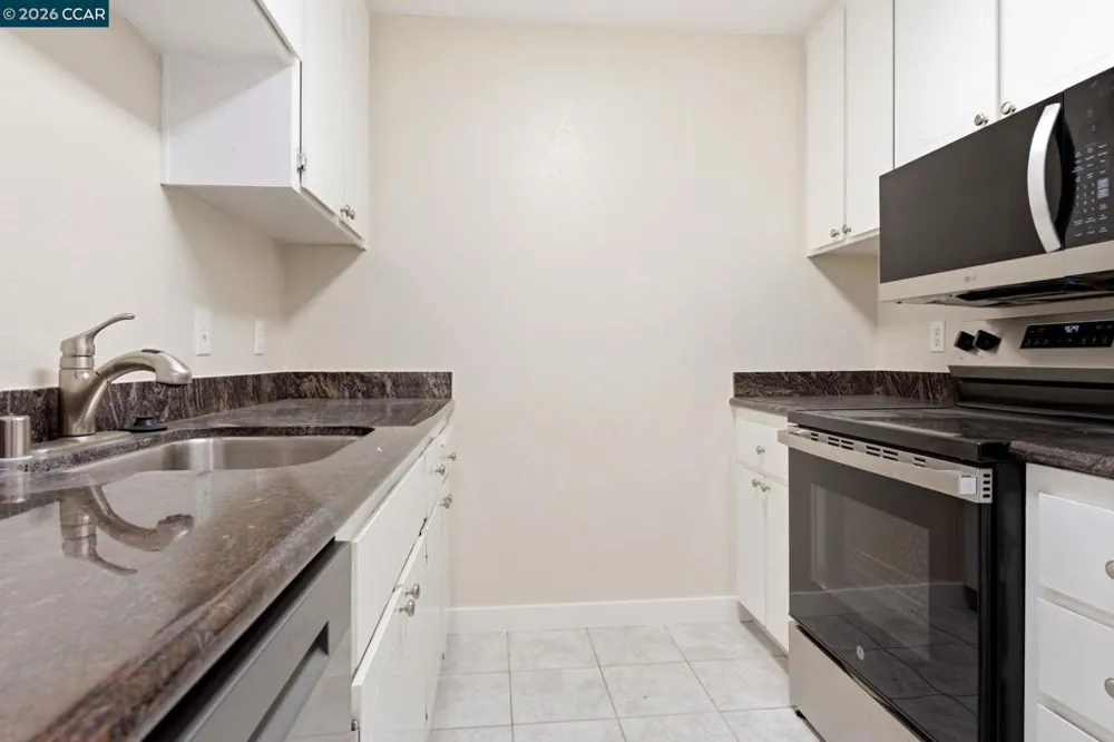5095 Valley Crest Dr #309 Concord, CA 94521