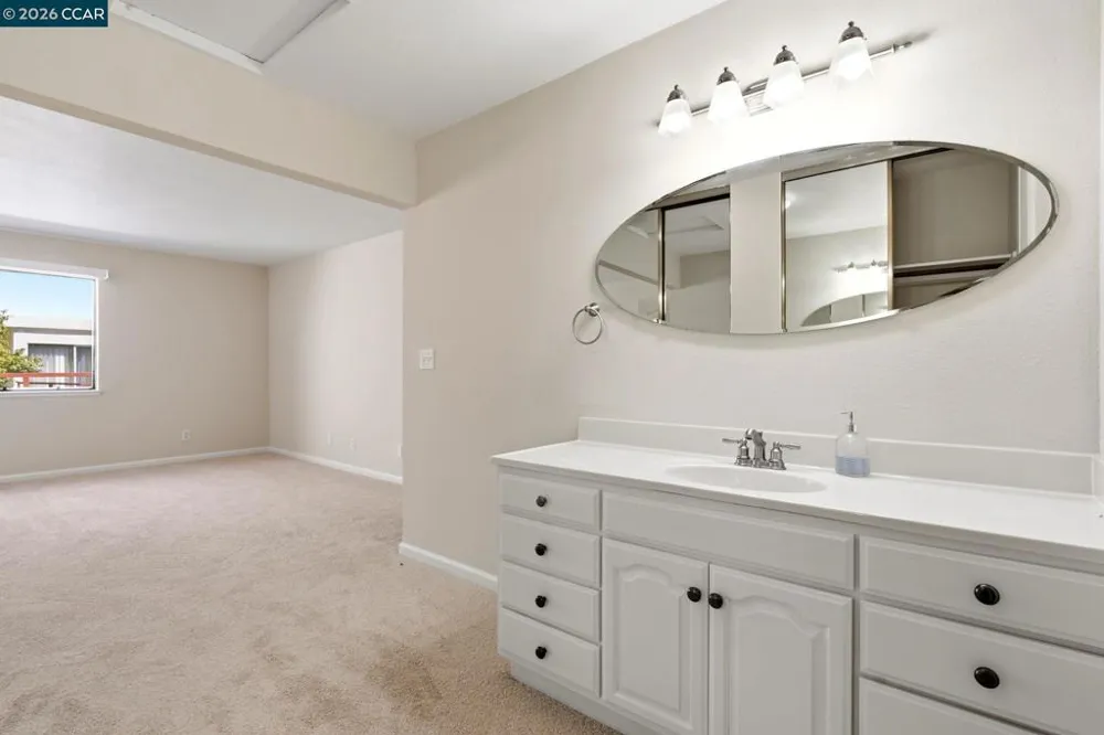 5095 Valley Crest Dr #309 Concord, CA 94521